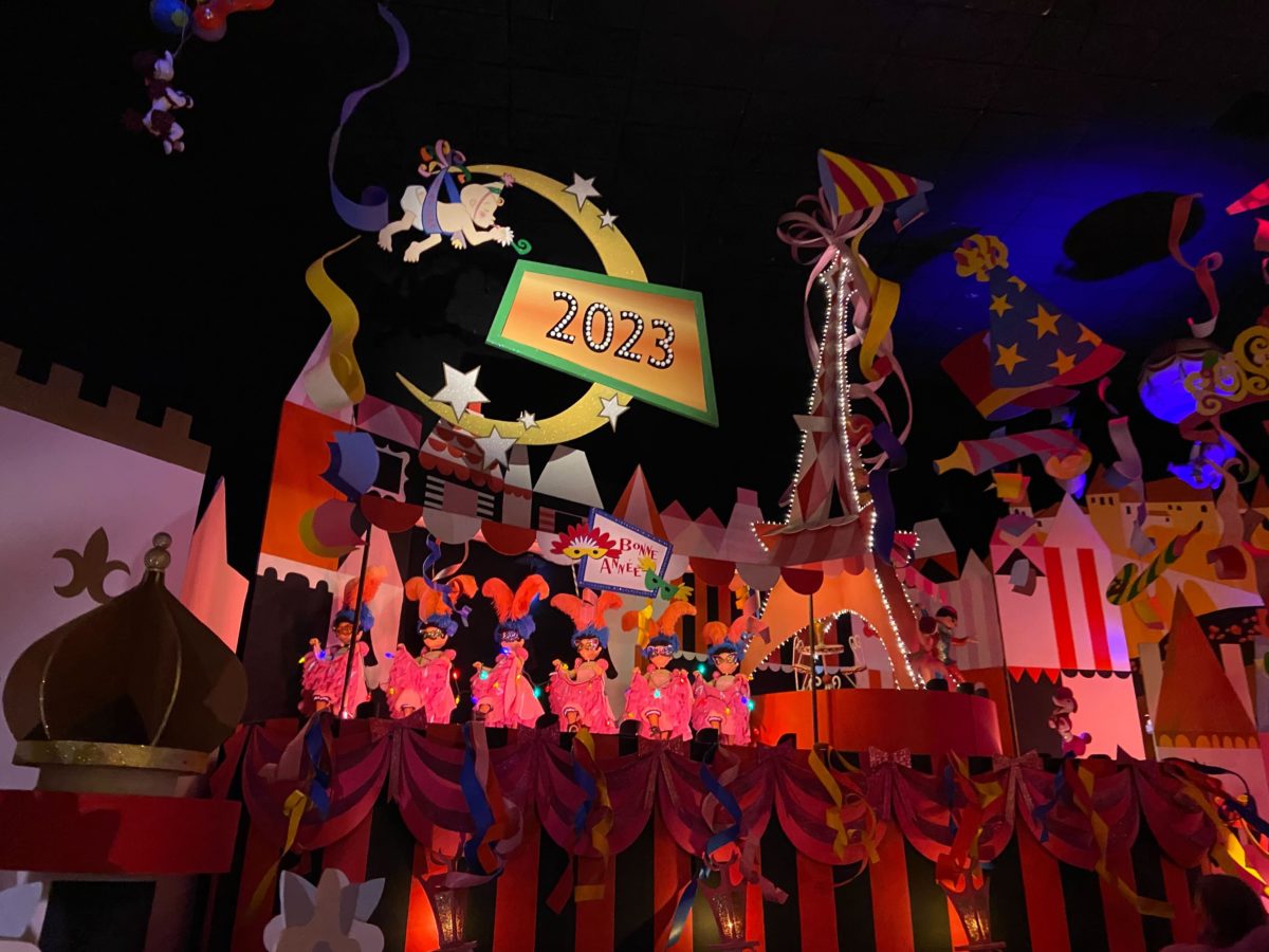 its a small world holiday 2022 1912