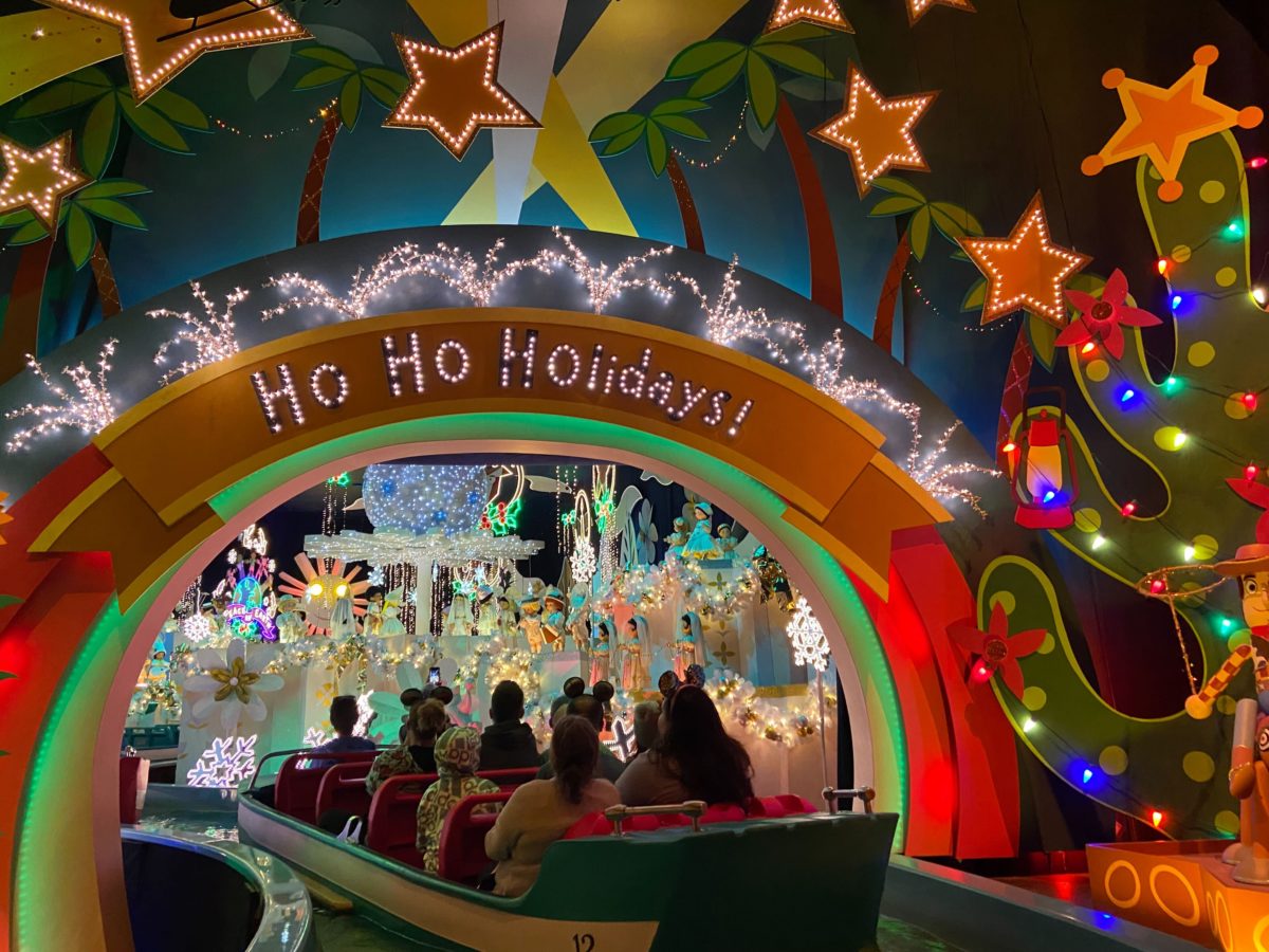 its a small world holiday 2022 1955