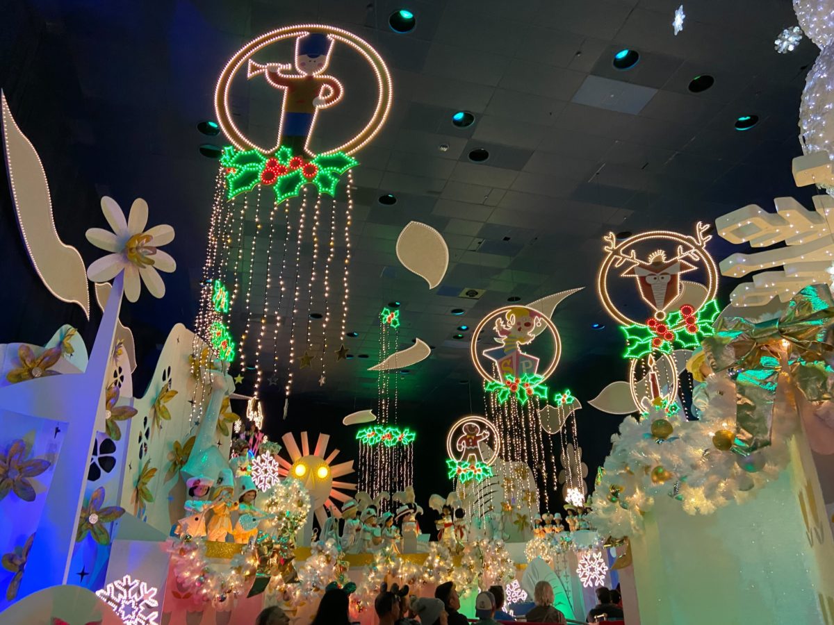 its a small world holiday 2022 1958