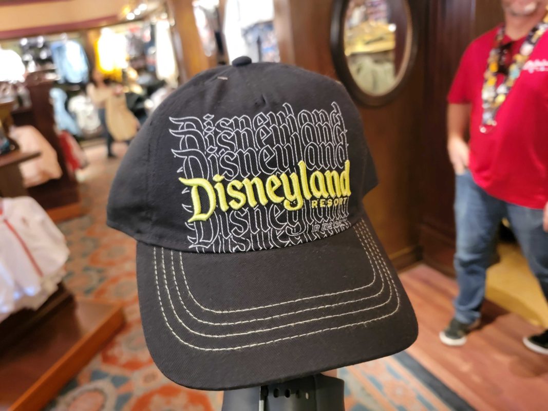 Disneyland glitch apparel 091004