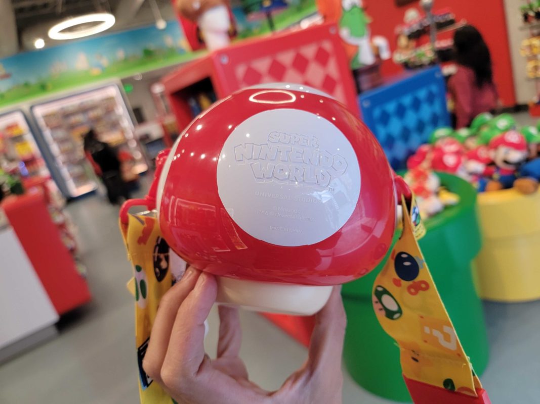 Nintendo red sipper5