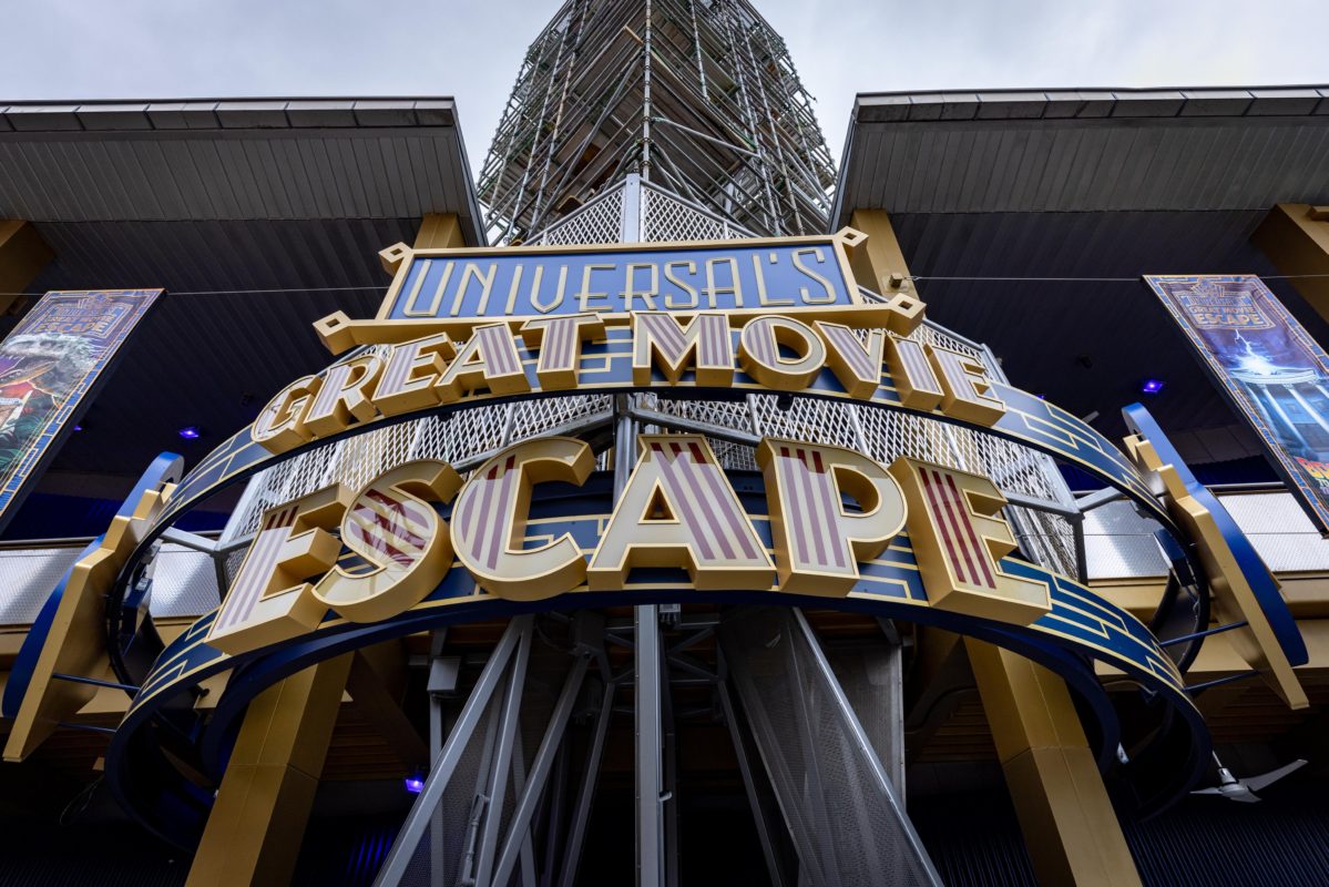universals great movie escape marquee sign