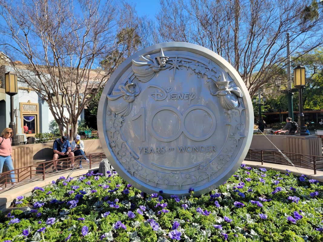 Disney100Medal BuenaVistaStreetDCA3 1