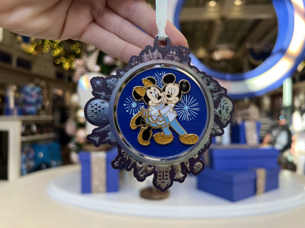 WDW Grand Finale Ornament