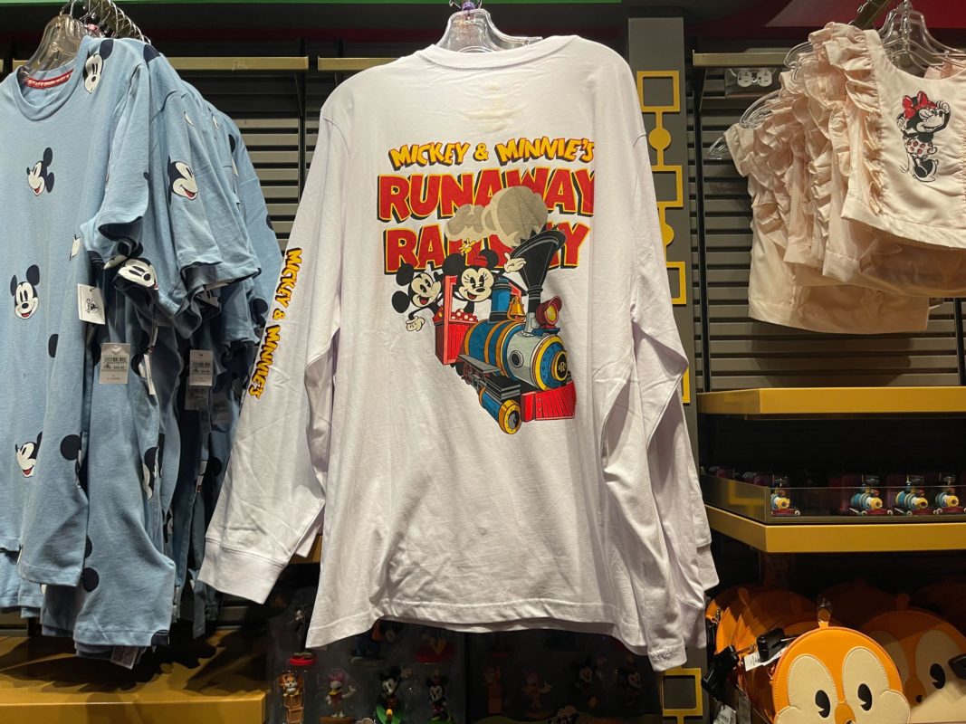 Mickey and Minnies Runaway Railway New Merchandise 00009