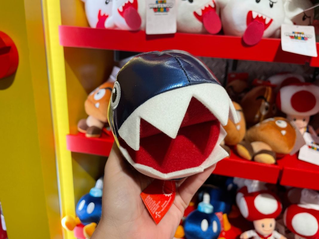 USH SuperNintendoWorldPlushChainChomp2