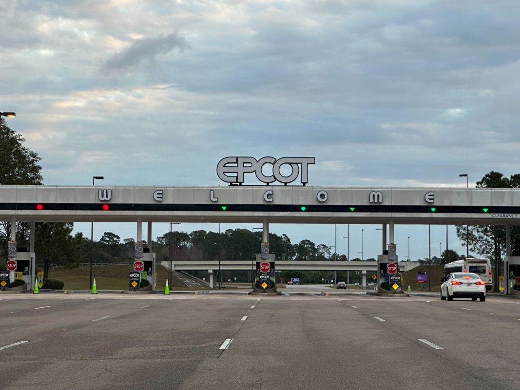 WDW EPCOT parking plaza marquee 2