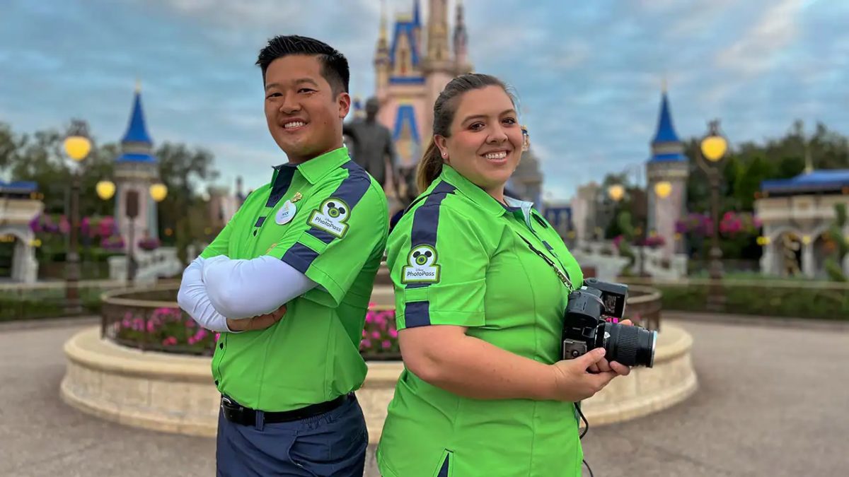 green photopass costumes wdw 1