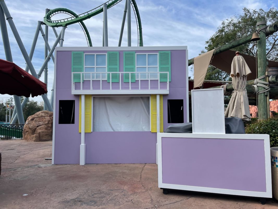 mardi gras port of entry booths 8539