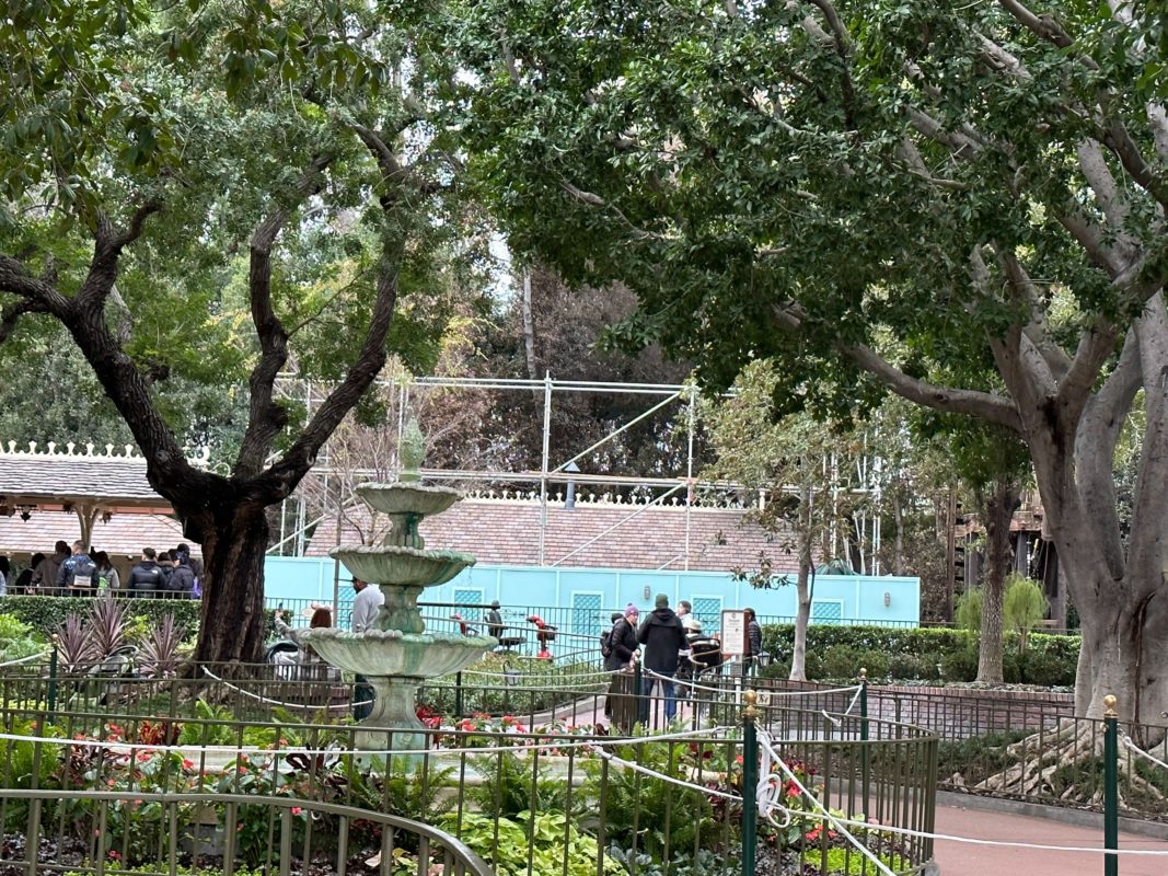 new orleans square train station scaffolding 5968