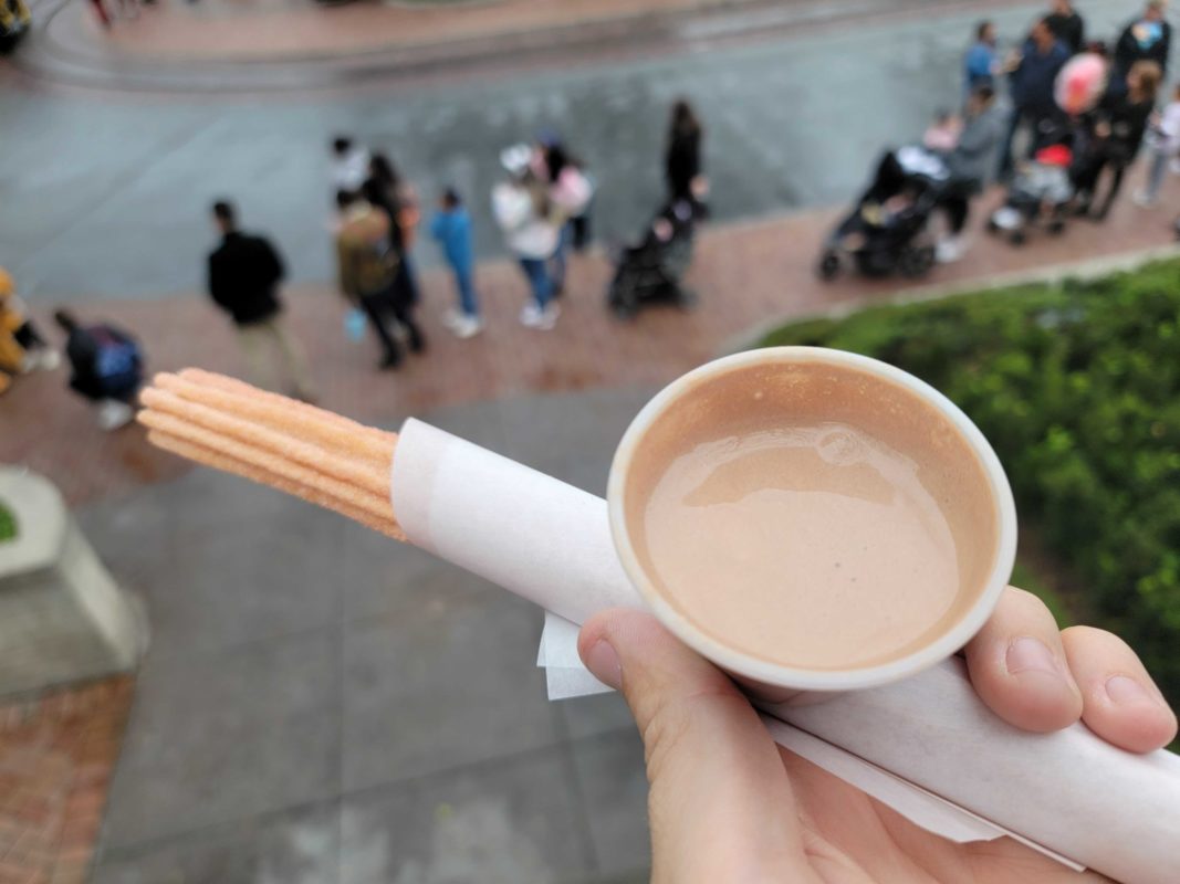 strawberry churro chocolate marshmallow dipping sauce 4