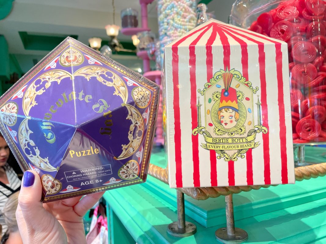 universal orlando honeydukes winter gear puzzles and bertie botts purse 15