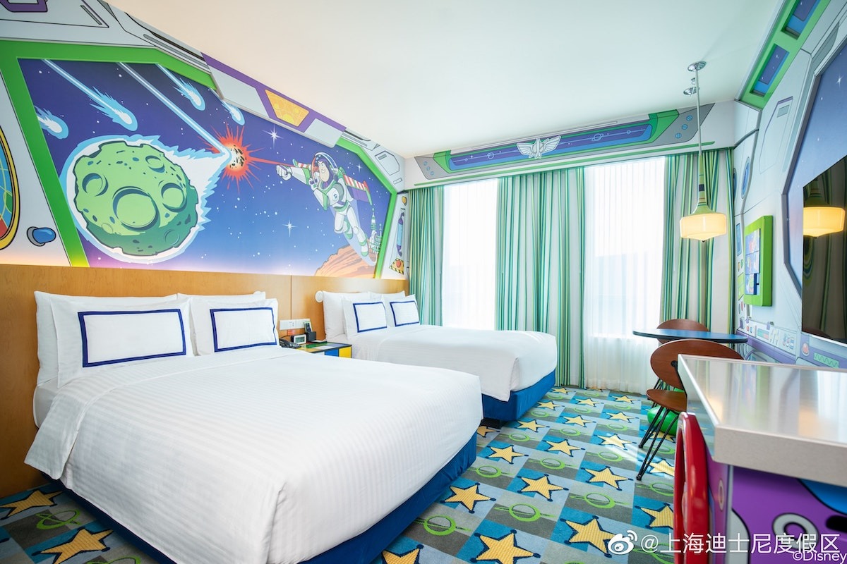 Toy Story Hotel Buzz Lightyear Room family suite