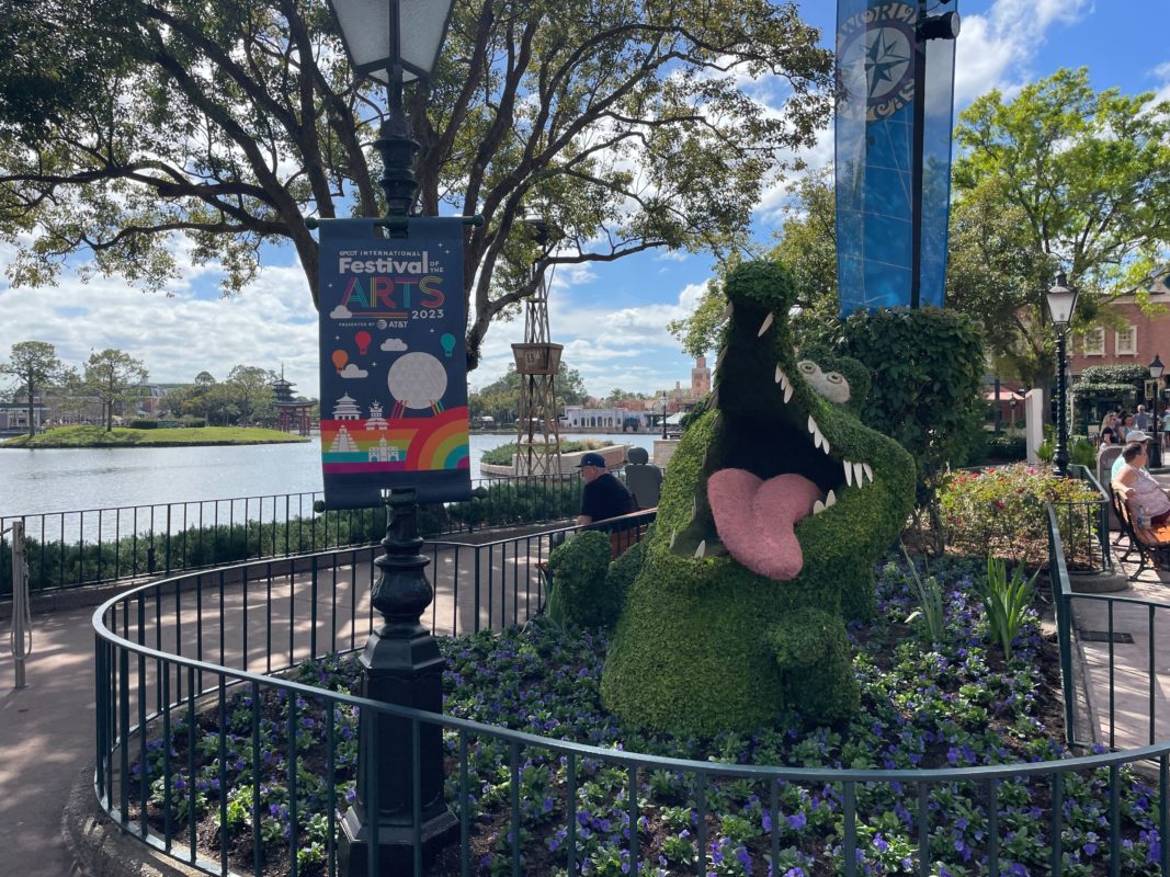 epcot fgf 2023 topiaries 1225