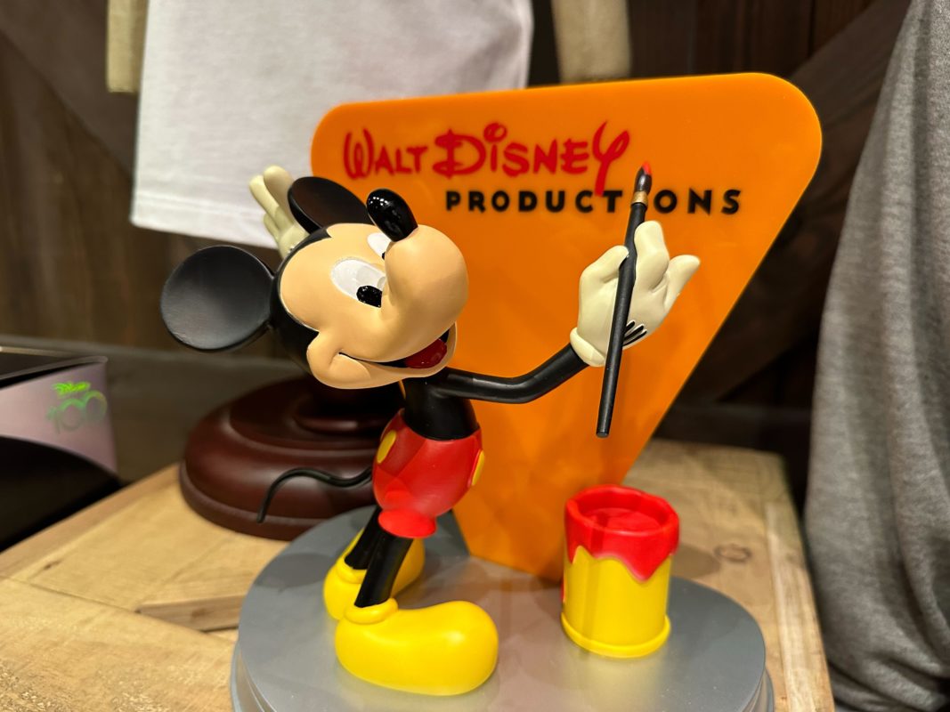 eras studios mickey figure 5762