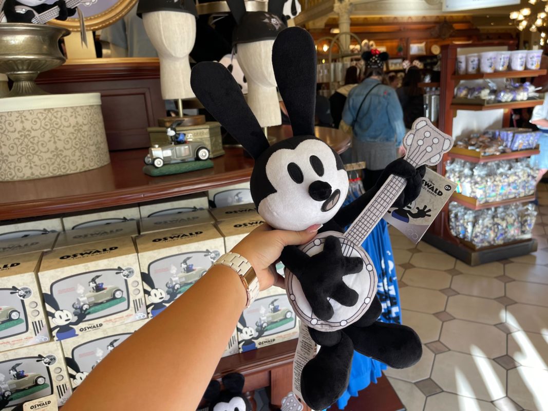 oswald the lucky rabbit collection wdw 4983