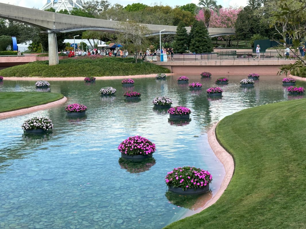 2023 epcot floating gardens 6599