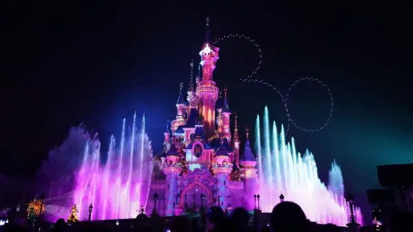 Disneyland Paris 30 anniversary show