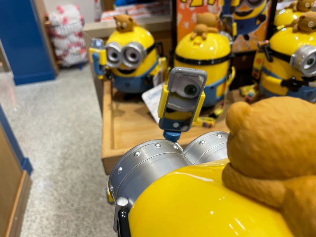 minion selfie stick popcorn bucket 6494