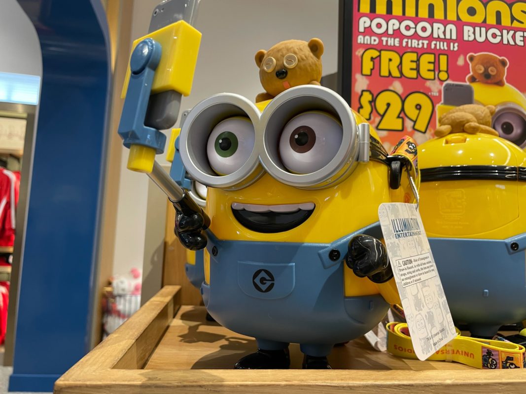 minion selfie stick popcorn bucket 6524