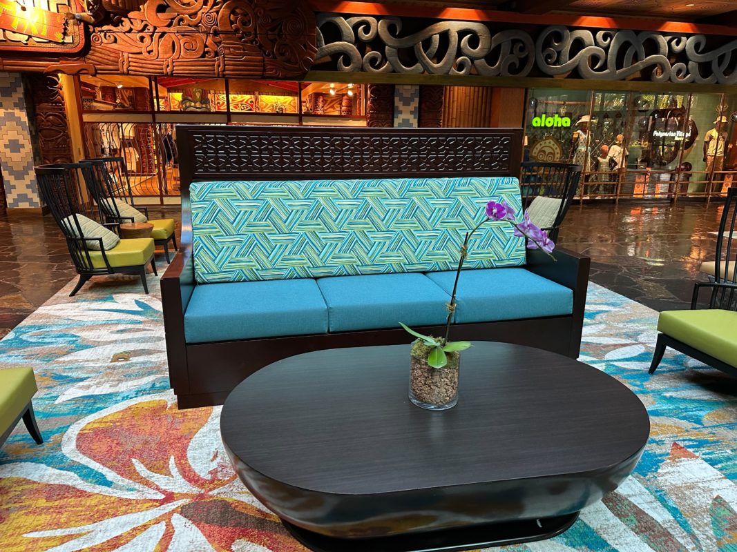 polynesian lobby couches 8599