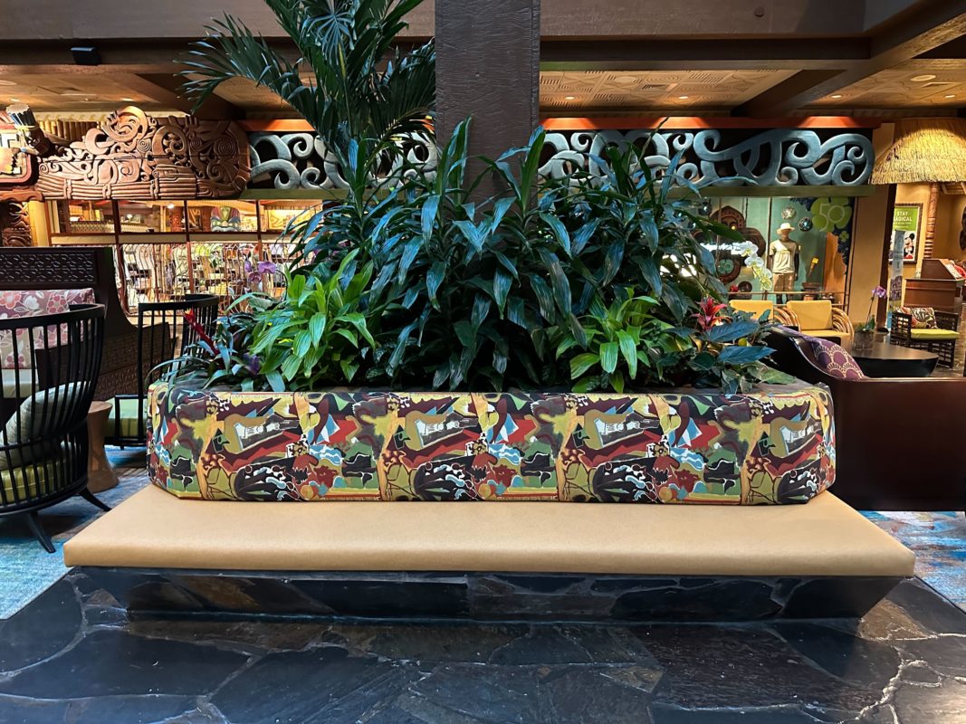 polynesian village resort lobby couches 7113