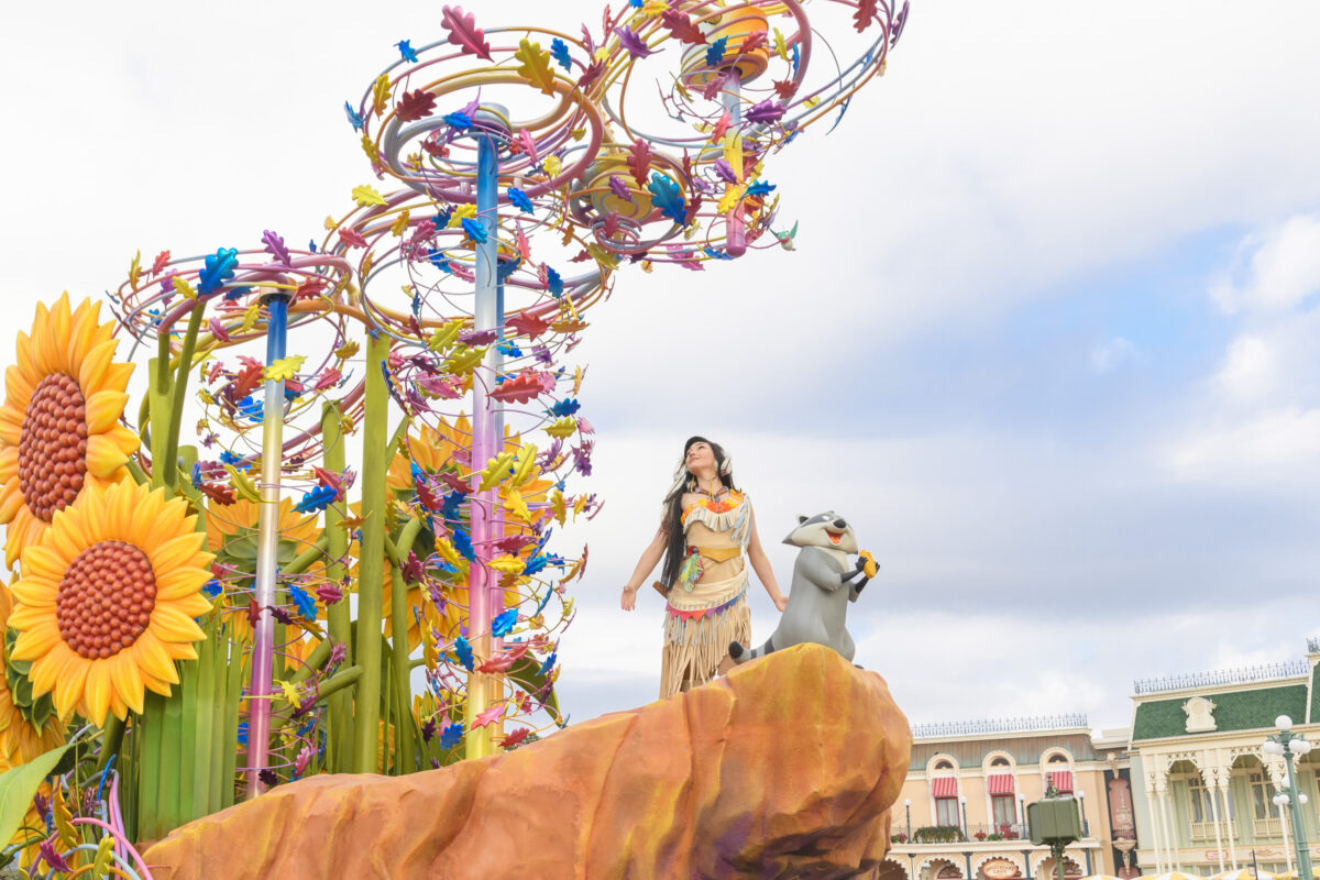 Tokyo Disneyland Disney Harmony in Color Daytime Parade Debut 00008
