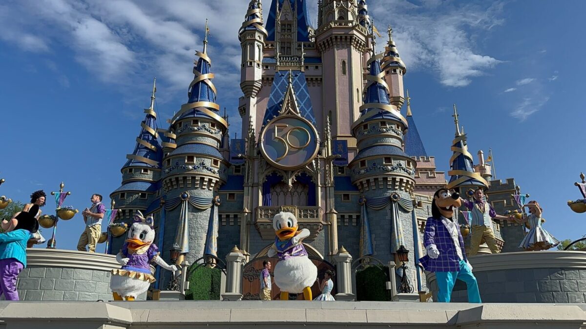 WDW MK Mickeys Friendship Faire april 2023 3