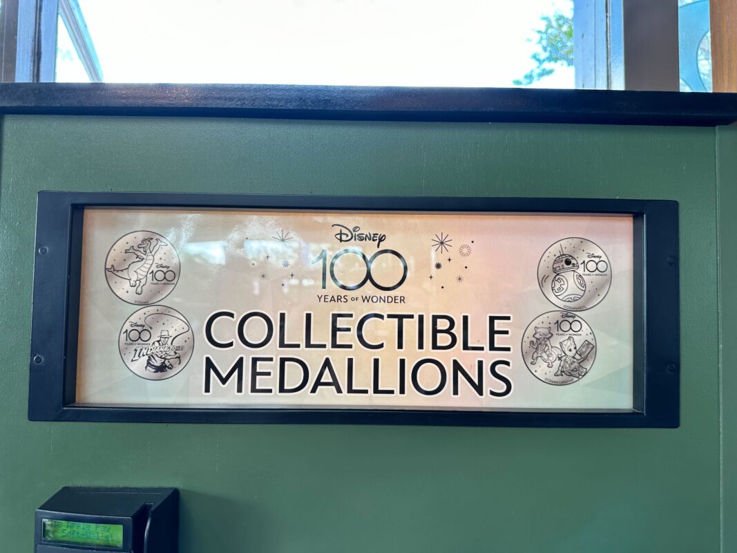disney100 collectible medallions wdw 5933