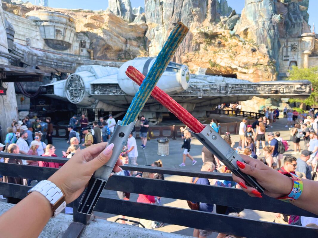 lightsaber churros swge 2023 2