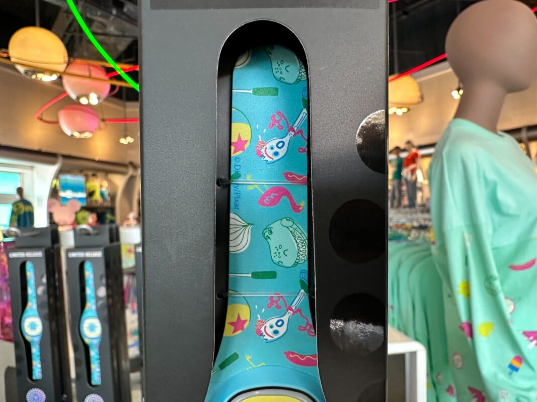 toy story summer magicband plus 0708