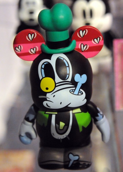 Zombie Goofy from
